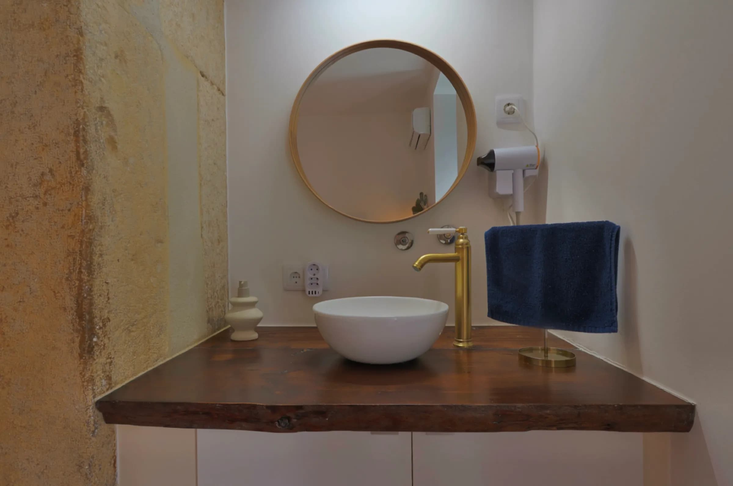 Deluxe Double Private Room — photo 3