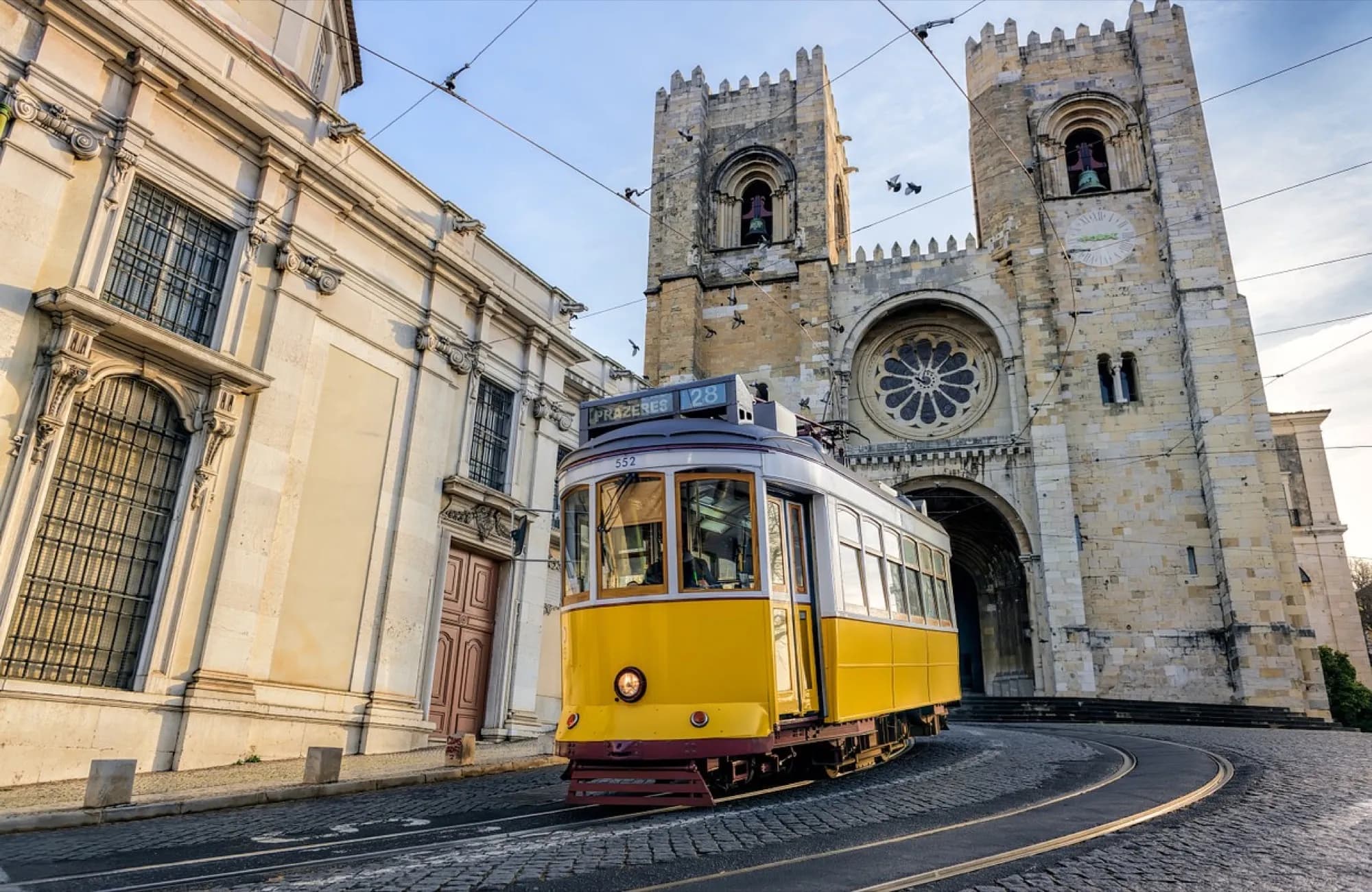 Lisbon on a Budget: Affordable Attractions Near the Hostel